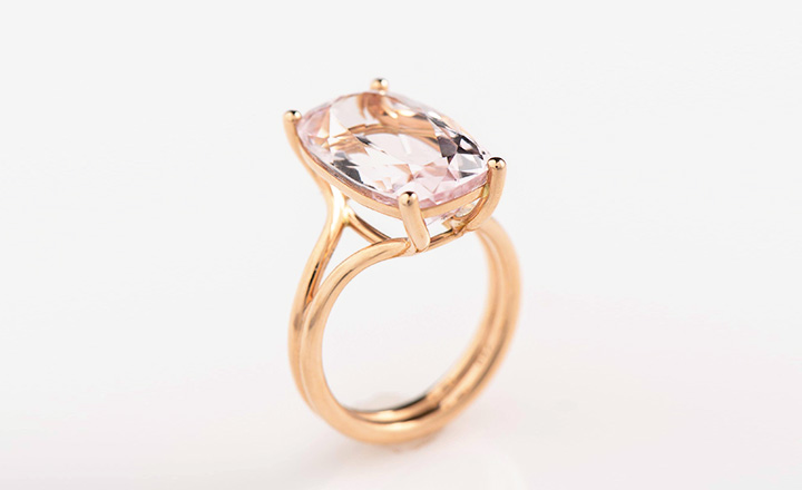 Ring, Rose Gold, Morganite 9.68 cts. with certificate